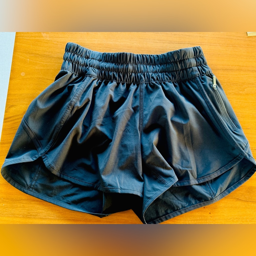 Lululemon size 4 shorts